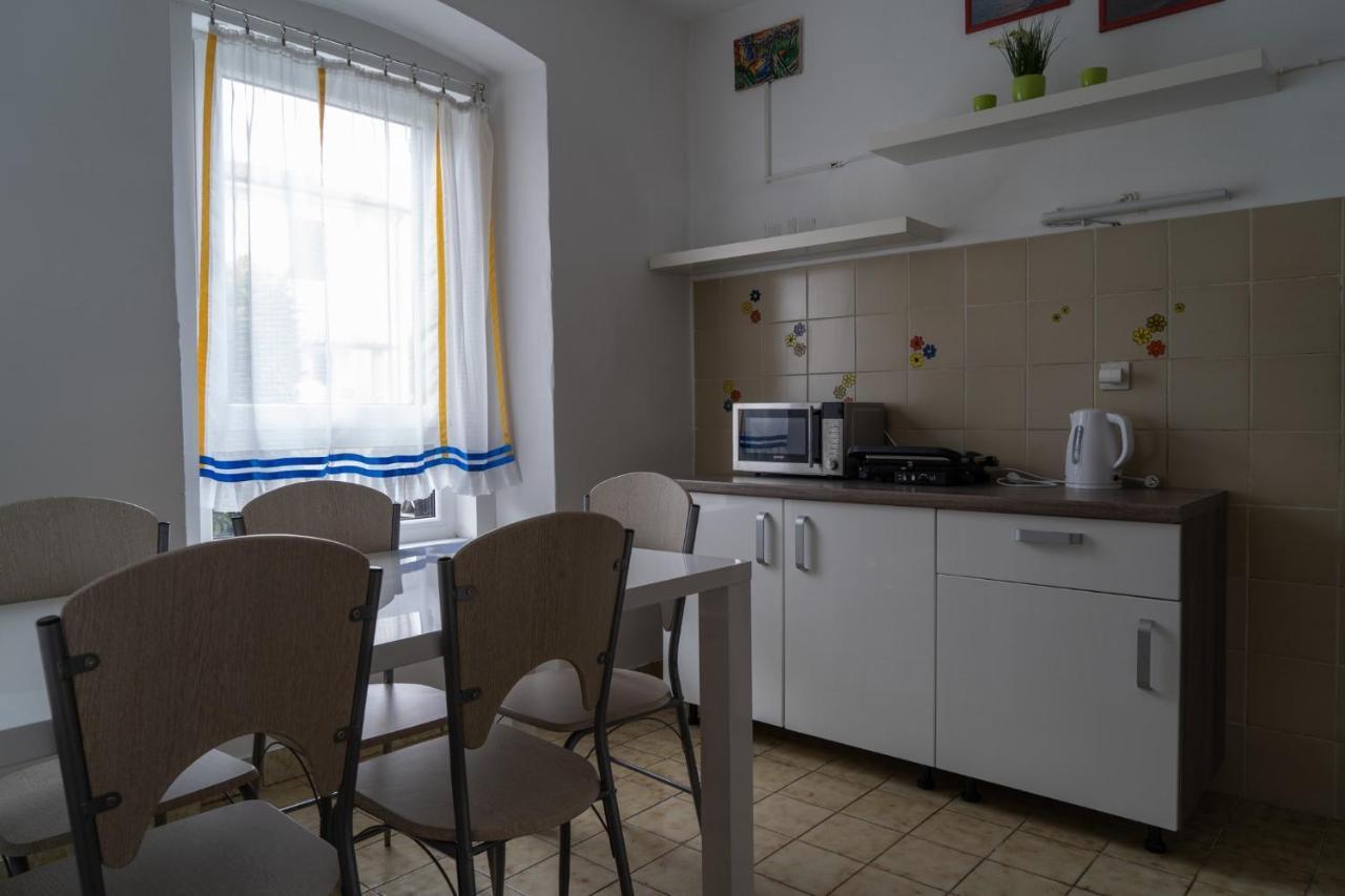 Free Parking 2 Bedroom Apartment Ізола Екстер'єр фото